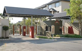 1 Bedroom Apartment in Lonehill