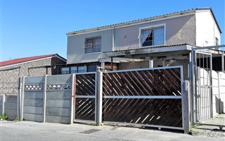 4 Bedroom House in Beacon Valley