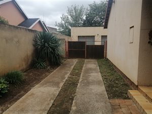 3 Bed House in Modder East