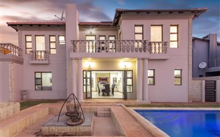 4 Bedroom House in Raslouw Glen