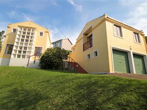 3 Bed House in Morgans Bay