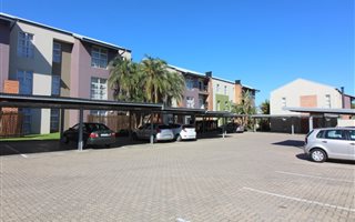 2 Bedroom Apartment in Dormehlsdrift