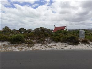 754 m² Land available in Pearly Beach