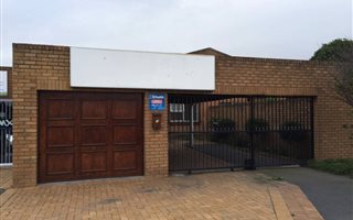 4 Bedroom House in Tableview