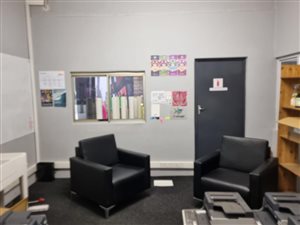 1700 m² Commercial space in Pinetown Central