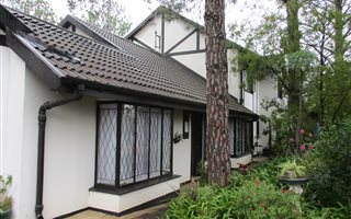 5 Bedroom House in Reservoir Hill