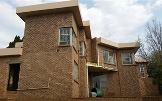 4 Bedroom House in Pentagon Park