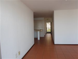2 Bed Apartment in Northcliff