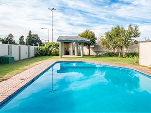 2 Bed Apartment in Victory Park