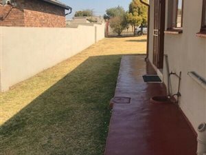 3 Bed House in Norkem Park