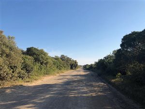 880 m² Land available in Cannon Rocks