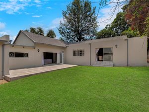 3 Bed Cluster in Beverley Gardens