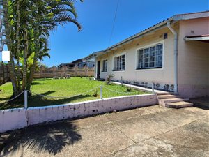 3 Bed House in Lovu