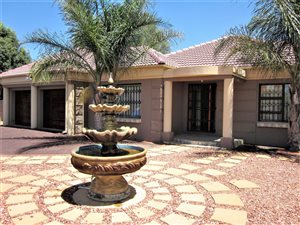 3 Bed House in Dunnottar