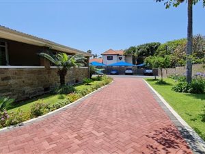 460 m² Commercial space in Durban North
