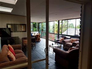 5 Bed House in Claremont