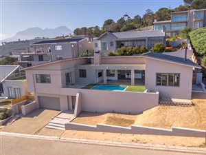 3 Bed House in Fairhaven Country Estate