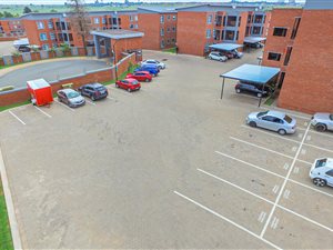 3 Bed Flat in Witpoortjie