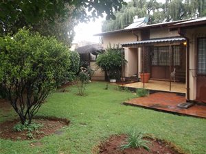 3 Bed House in Claremont