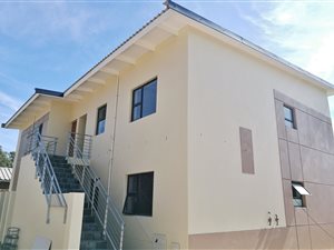 2 Bed Apartment in Lorraine