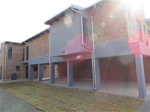 2 Bed Apartment in Lyttelton Manor