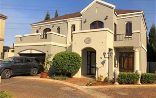 3 Bedroom Townhouse in Woodhill