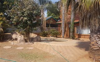 4 Bedroom House in Flora Park