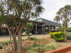 2000 m² Commercial space in Annlin