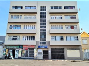 141 m² Commercial space in Quigney