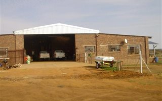 1007 ha Farm in Fauresmith