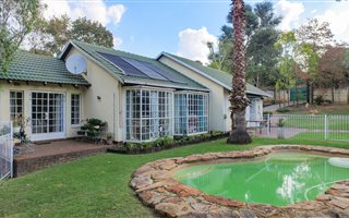 3 Bedroom House in Weltevreden Park
