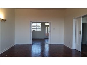 3 Bedroom Apartment in Houghton Estate