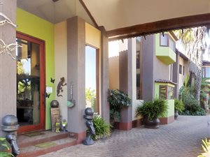 8 Bed House in Vanderbijlpark SW5