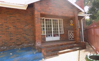 152 m² Office Space in Schoemansville