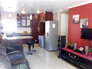3 Bed Simplex in Meyersdal