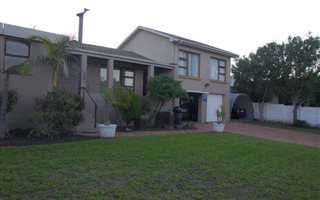 3 Bedroom House in Durbanville