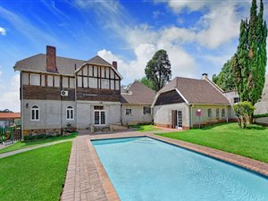 1 Bed Apartment in Houghton Estate