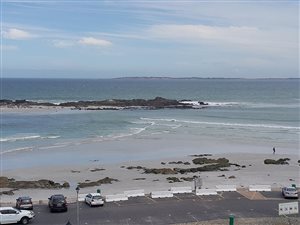 2 Bedroom Apartment in Bloubergstrand