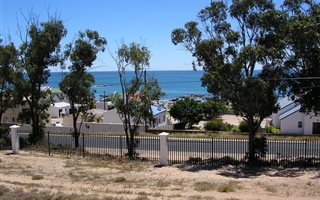 300 m² Land available in St Helena Views