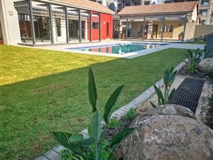 2 Bed Apartment in Fourways