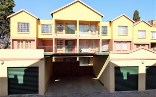 3 Bedroom Apartment in Marlands