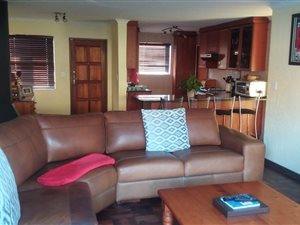 2 Bed Townhouse in Vanderbijlpark SE3