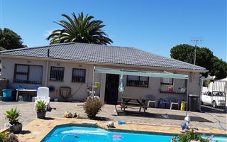 3 Bedroom House in Sunridge