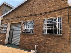 400 m² Industrial space in Brakpan North