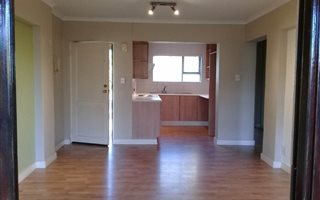 2 Bedroom Apartment in Dowerglen and Ext