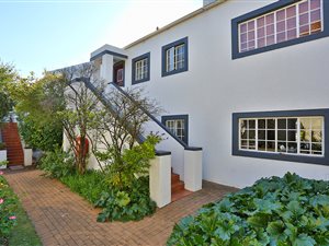 2 Bed Apartment in Windsor West