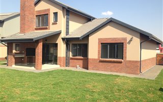 505 m² Land available in Zambezi Manor Estate