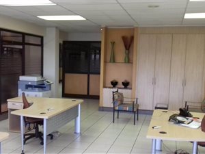 250 m² Office Space in Bedfordview