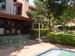 5 Bed House in Eldoglen