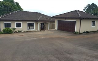 3 Bedroom Townhouse in Waterfall